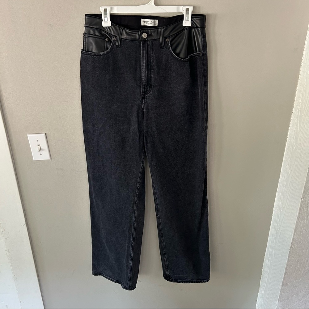 Abercrombie & Fitch Curve Love 90s relaxed jeans